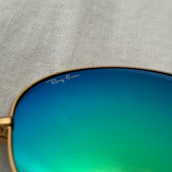 RayBan Blue Green Aviator Flash Mirror Lenses Sunglasses - Picture 4 of 7
